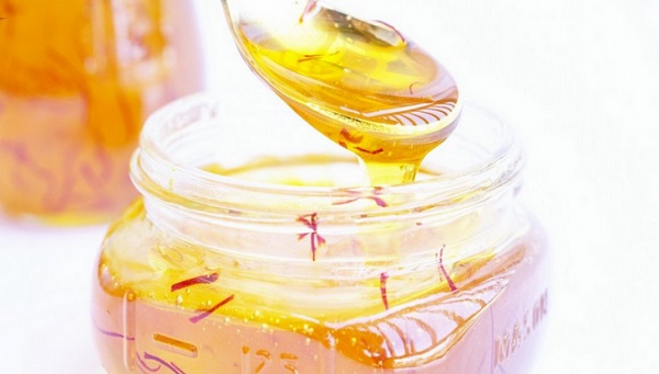 Cách uống Saffron với mật ong